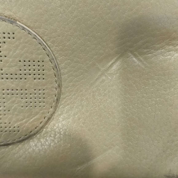 Tory Burch genuine leather full zip wallet - Picture 9 of 9